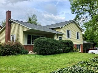 266 Ewart Drive