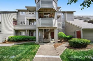 2506 Stradbrook Drive Unit B