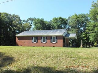 1365 Kings Circle