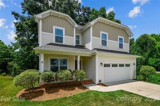 734 Rocky Grove Glen