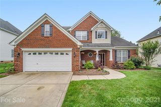 1027 Spanish Moss Road