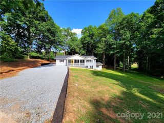 17 Woods Drive