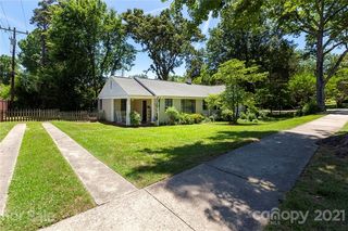1900/1902 Mecklenburg Avenue