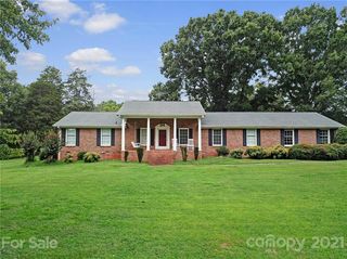 548 Penn Lake Drive