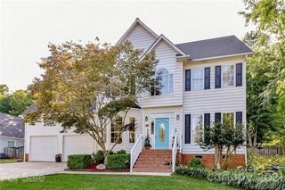 1133 Hawthorne Drive