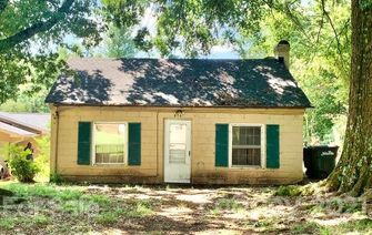 406 E Sharpe Street