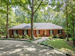 7701 Farmbrook Drive