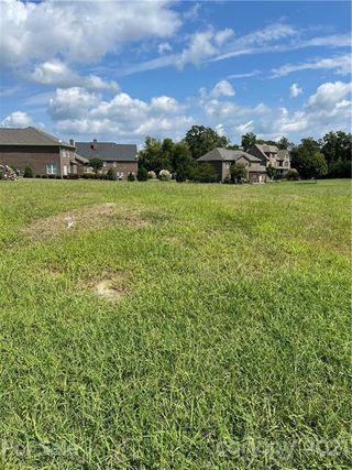 3613 Out Of Bounds Drive