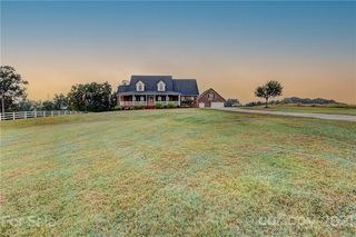 1328 Tot Dellinger Road