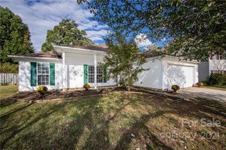 11103 Amberglades Lane