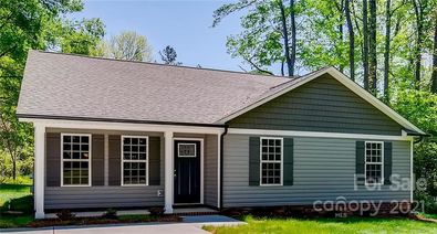 840 Main Street N