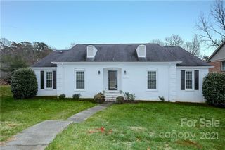 705 Walnut Point Drive