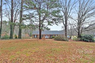 14200 Creekside Drive