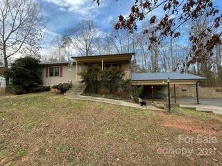 582 Hopewell Road