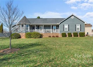 107 Meadow Creek Lane