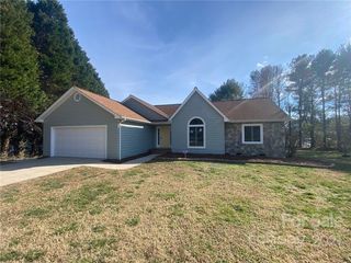 1860 18th Street Court NE