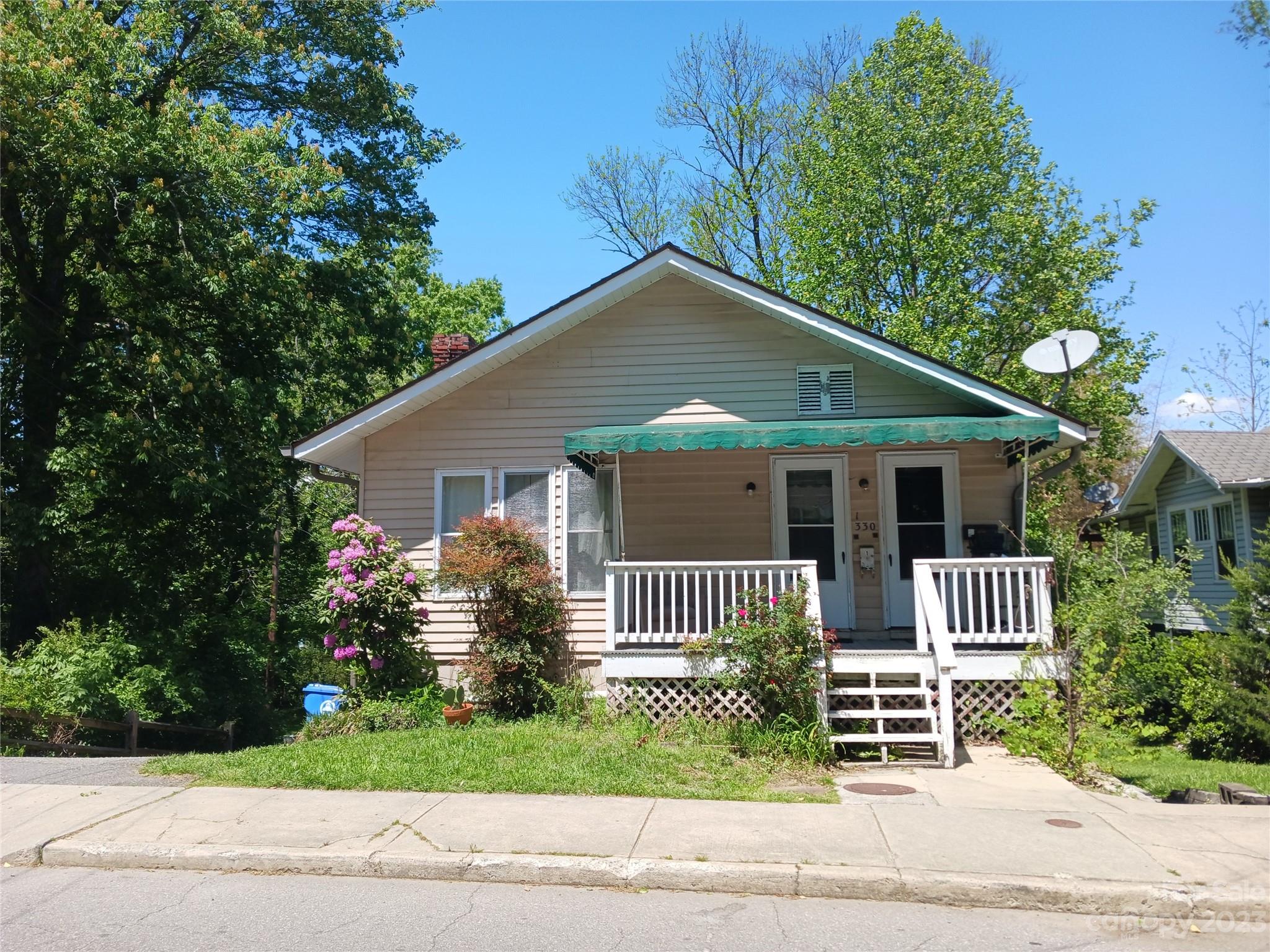 330 And 328 Hillside St  