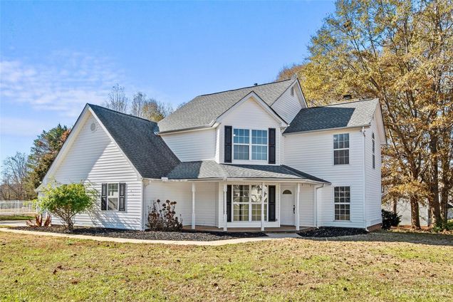528 Willow Landing Drive York, SC House Sold - Photo 1 of 1. Opens carousel modal