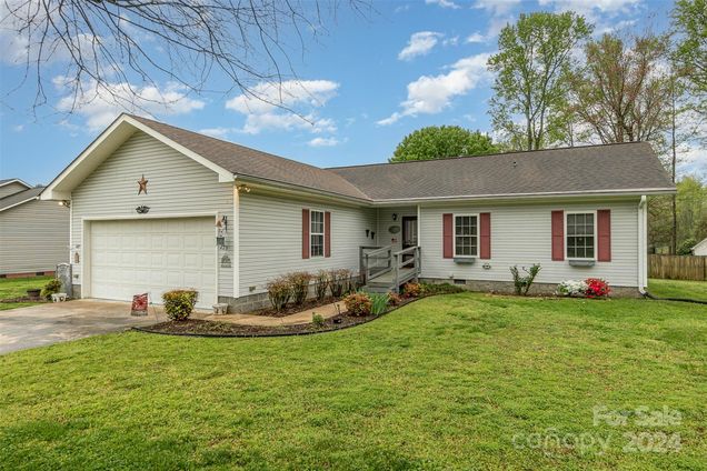 425 Mirror Lake Road Salisbury, NC House Contingent - Photo 1 of 28. Opens carousel modal