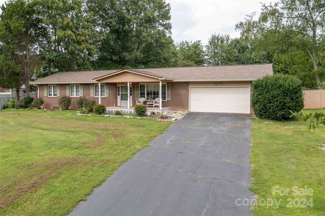 116 Wynnbrook Drive Hendersonville, NC House Sold - Photo 1 of 1. Opens carousel modal