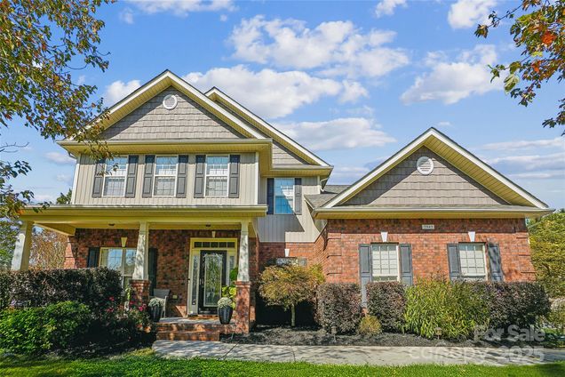 2943 Tallgrass Bluff Rock Hill, SC House Active - Photo 1 of 35. Opens carousel modal