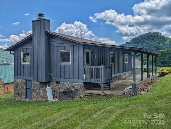84 Stoney Ridge Loop Maggie Valley, NC House Active - Photo 1 of 27. Opens carousel modal