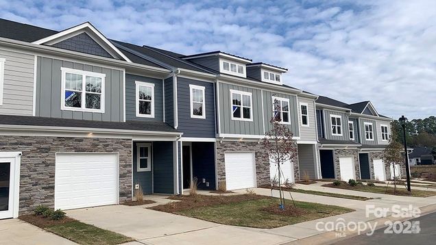 2579 Ruby Dixon Crossing Drive Unit 12
