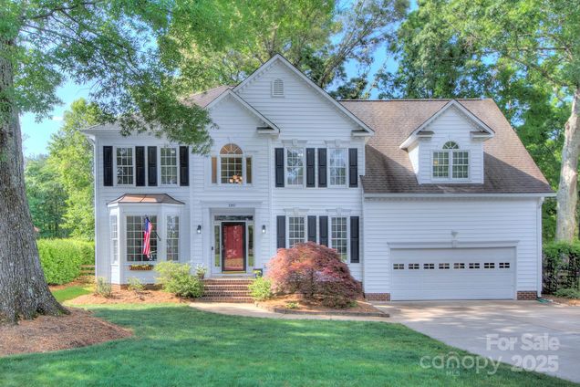 1202 Foxfield Road