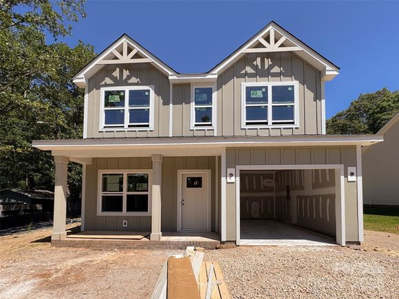 1142 Forest Drive