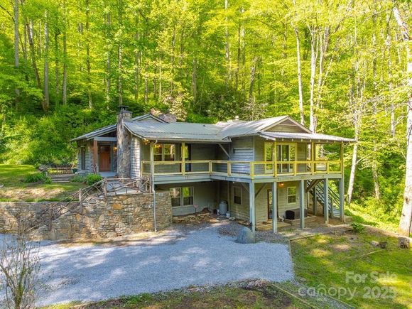 87 Old Cabin Cove