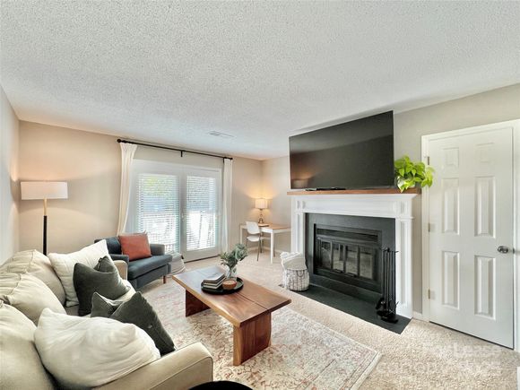 333 Circle Avenue Unit B Charlotte, NC Condo Active - Photo 1 of 19. Opens carousel modal
