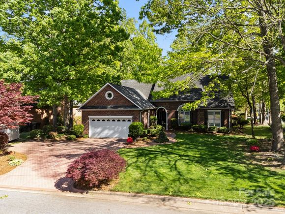 617 Peace Haven Road