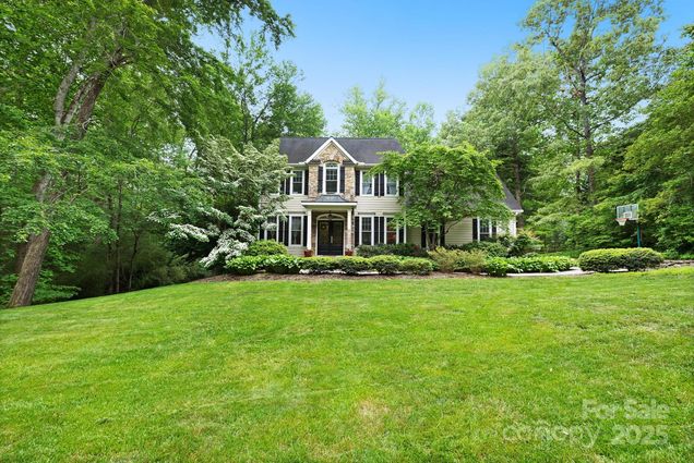 226 Duncan Estate Drive