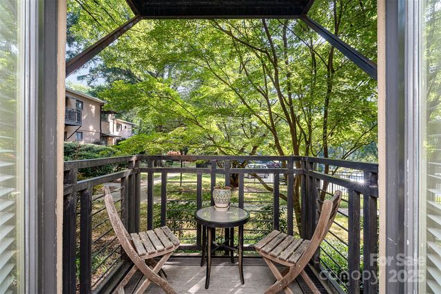 207 N Dotger Avenue Unit C14