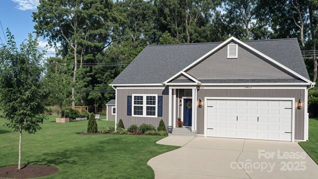 1123 Fieldstone Road Mooresville, NC House Active - Photo 1 of 19. Opens carousel modal