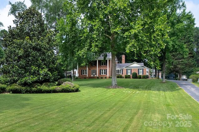 5501 Lebanon Road