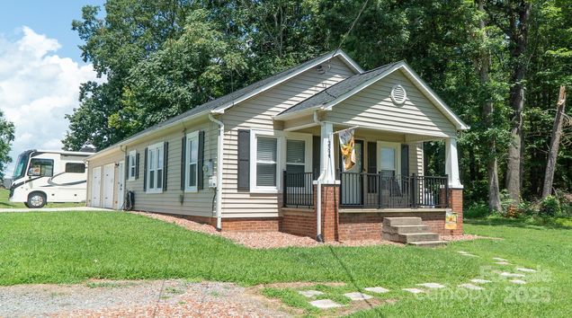 2594 Timberwood Drive