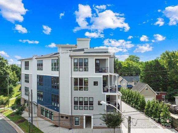 501 E 37th Street Unit E Charlotte, NC Condo Active - Photo 1 of 31. Opens carousel modal