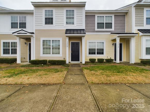 13564 Calloway Glen Drive Charlotte, NC Townhouse Active - Photo 1 of 15. Opens carousel modal