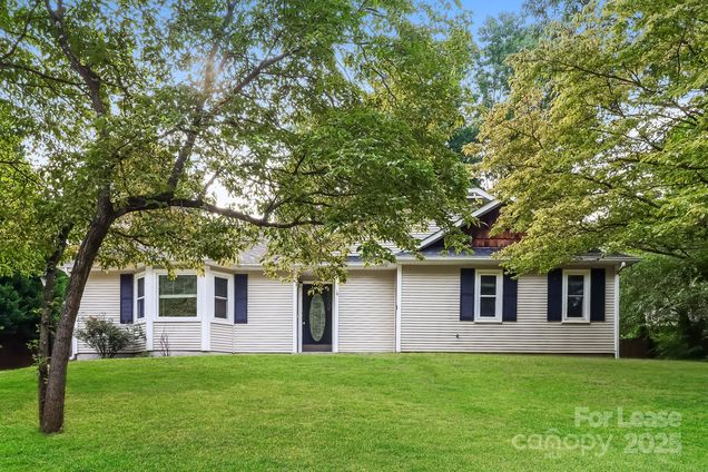 1322 Bellingham Drive Mooresville, NC House Active - Photo 1 of 16. Opens carousel modal