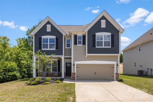 4110 Dillingham Court Charlotte, NC House Active - Photo 1 of 24. Opens carousel modal
