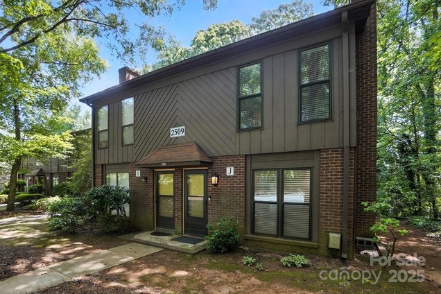 2509 Kilborne Drive Unit J Charlotte, NC Condo Active - Photo 1 of 29. Opens carousel modal
