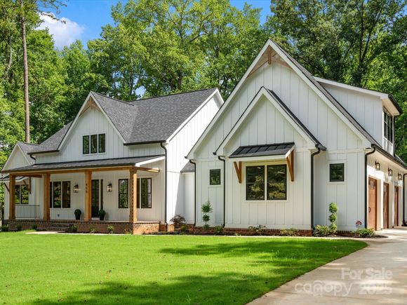 950 Nauvasse Trail Fort Mill, SC House Active - Photo 1 of 48. Opens carousel modal