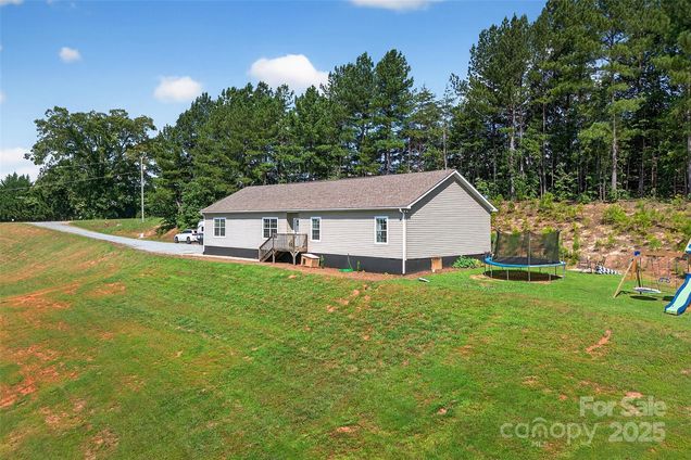 194 Love Drive Marion, NC House Active - Photo 1 of 45. Opens carousel modal
