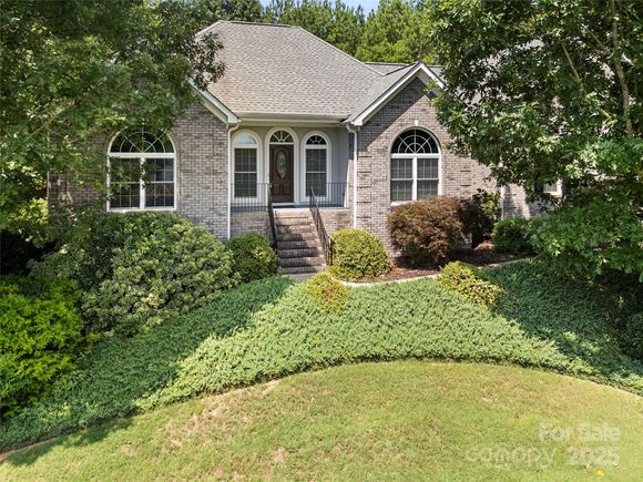 1012 Catawba Shores Drive Unit 53 Rock Hill, SC House Active - Photo 1 of 47. Opens carousel modal