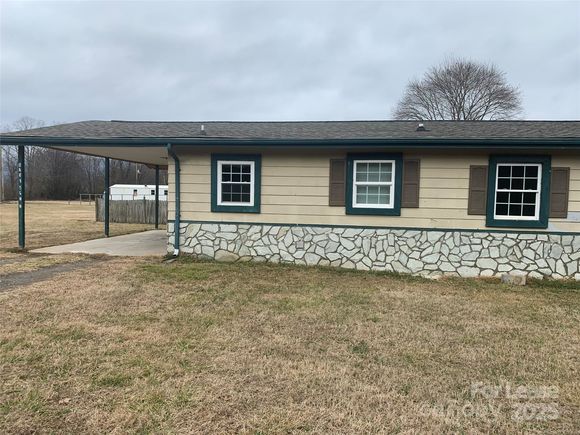 4757 Sand Stone Lane Unit 2 Lenoir, NC Apartment Active - Photo 1 of 16. Opens carousel modal