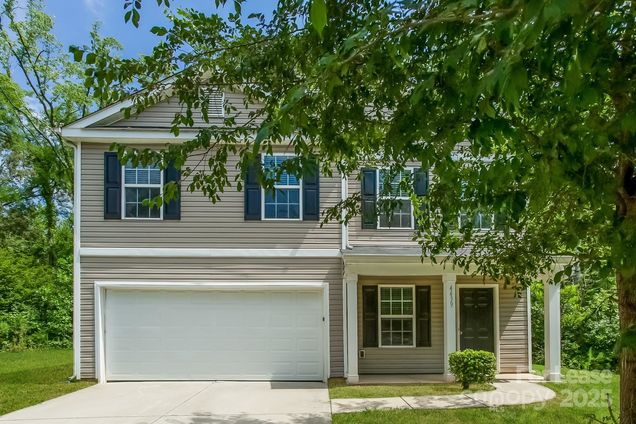 4439 Eglinton Toll Court Charlotte, NC House Active - Photo 1 of 17. Opens carousel modal