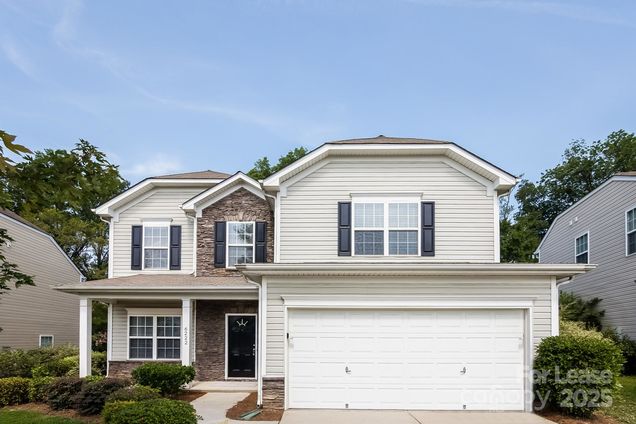 6222 Shelley Avenue Charlotte, NC House Active - Photo 1 of 17. Opens carousel modal