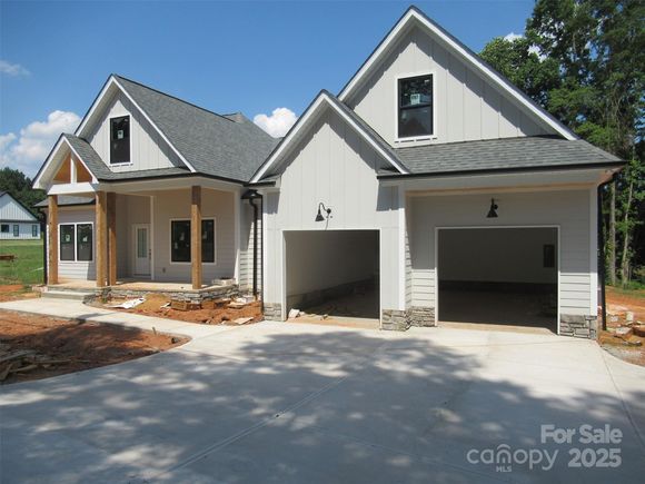 211 Golf Course Road
