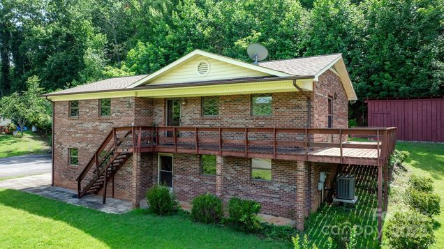 343 Highland Drive